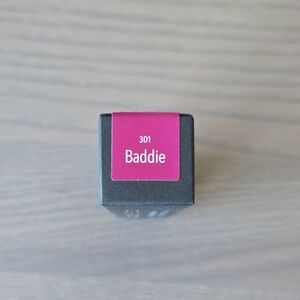 Color Street Baddie Lipstick 301 NEW
